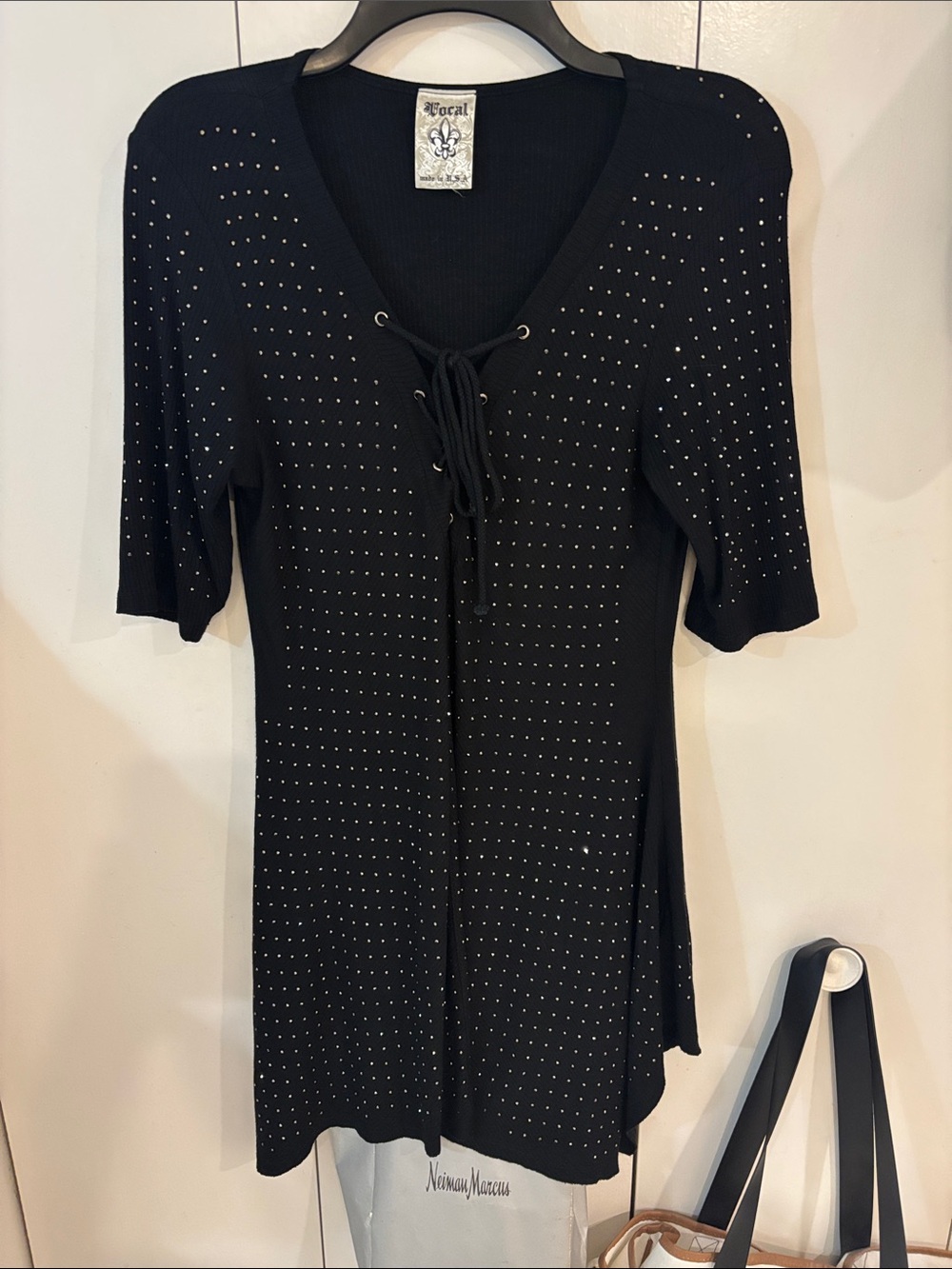 Vocal black silver stud top,M